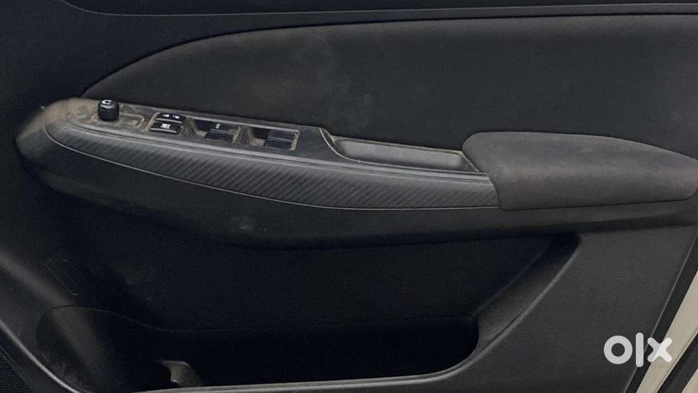 Maruti Suzuki Swift 2018 Vxi, 2021, Petrol