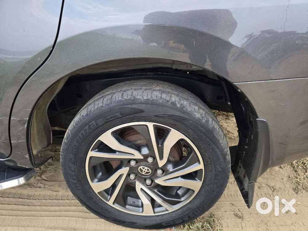 Toyota Innova Crysta 2021 Diesel Well Maintained