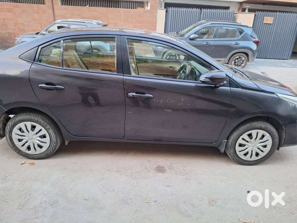 Toyota Yaris G Cvt, 2018, Petrol