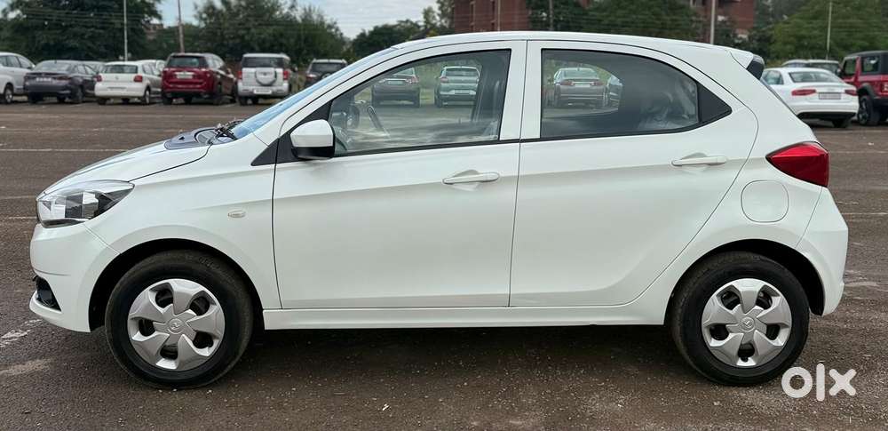 Tata Tiago 1.2 Revotron Xta, 2018