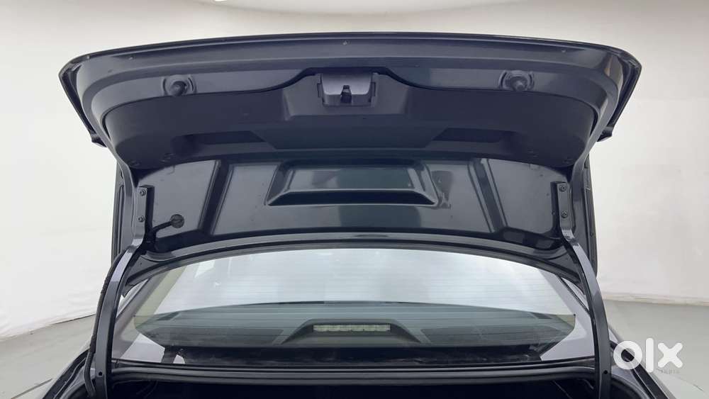 Skoda Slavia Style 1.5l Tsi Dsg, 2022, Petrol