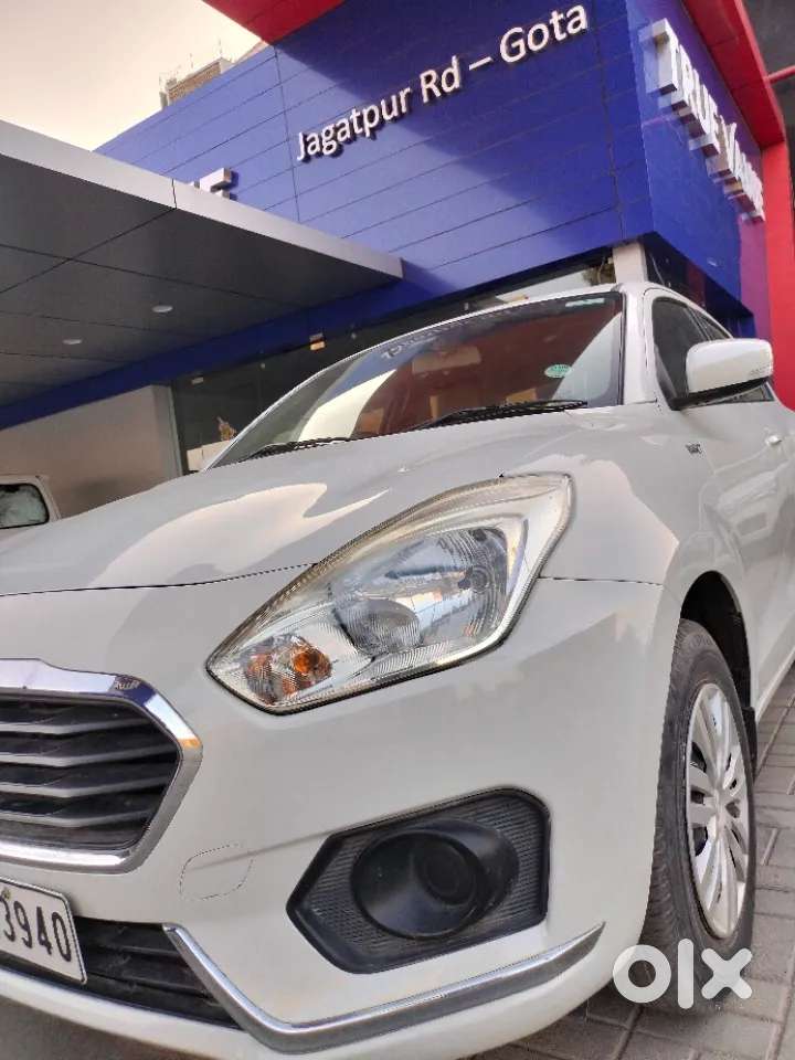 Maruti Suzuki Dzire 1.2 Vxi, 2017, Petrol