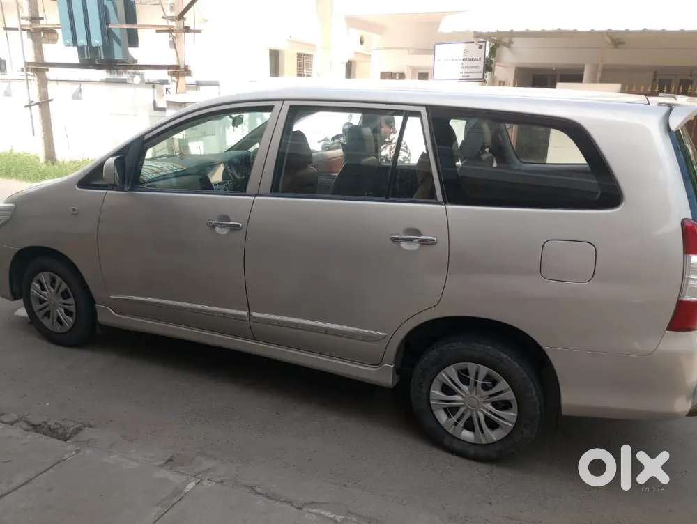 Toyota Innova Diesel 2015