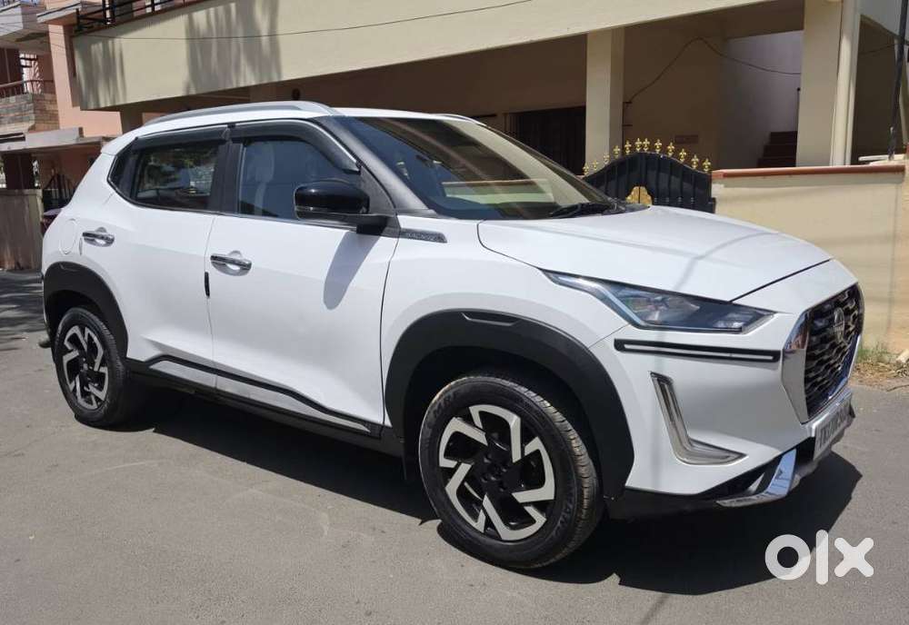 Nissan Magnite 1.0 Xv, 2023, Petrol