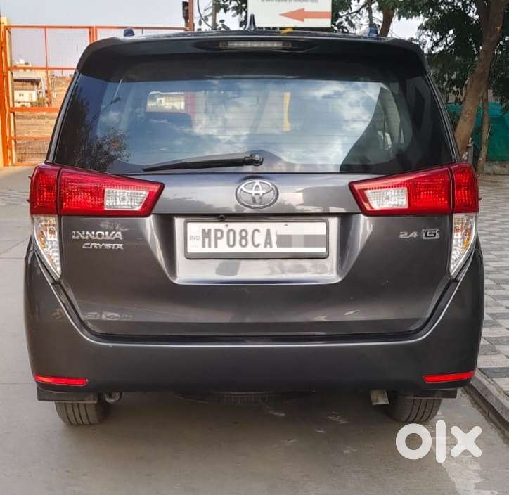 Toyota Innova Crysta 2.4 G Mt 8s, 2017, Diesel