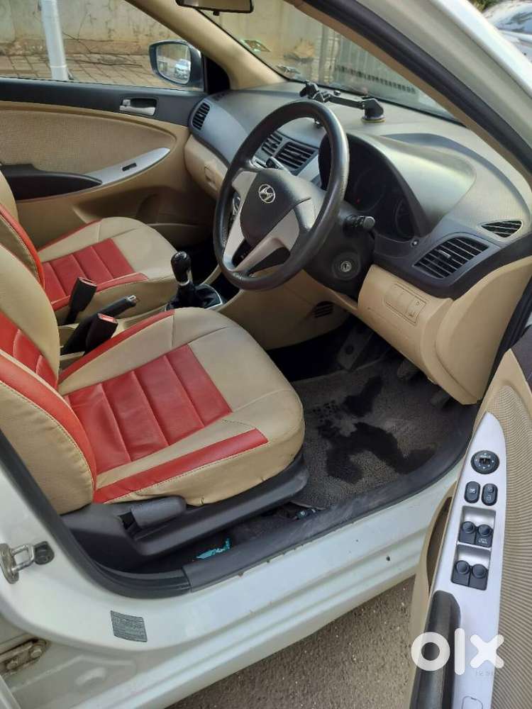 Hyundai Verna 1.4 Vtvt, 2012, Petrol