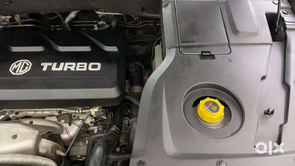 Mg Hector Plus Savvy Pro 1.5 Turbo Petrol Cvt 7 Str, 2023, Petrol