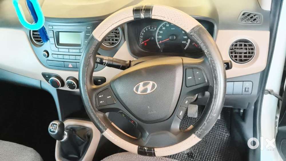 Hyundai Grand I10 2017 Petrol Well Maintained