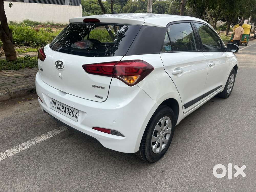 Hyundai Elite I20 Sportz (o) 1.2, 2014, Petrol