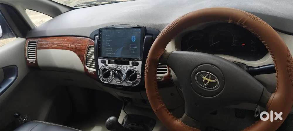 Toyota Innova 2.5 G 2011