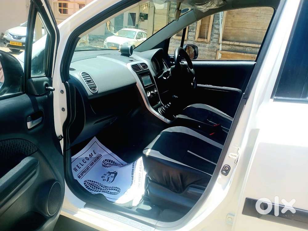 Maruti Suzuki Ritz Vxi, 2015, Petrol