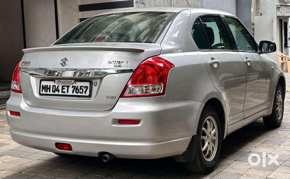 Swift Dzire Vxi 2011 Grey  Petrol + Cng  Insurance & Puc Valid