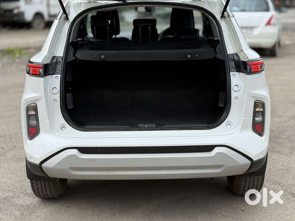 Maruti Suzuki Grand Vitara 1.5 Delta Cng, 2023, Cng & Hybrids