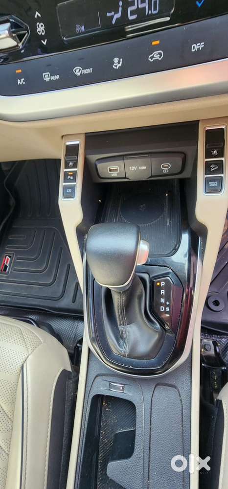 Kia Carens Diesel At 2023