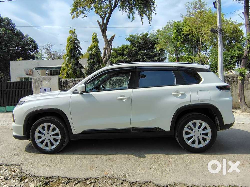 Maruti Suzuki Grand Vitara 1.5 Sigma Smart Hybrid, 2025, Petrol