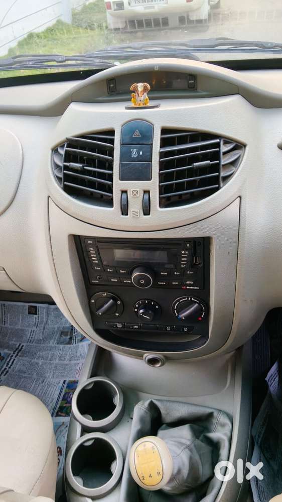 Mahindra Quanto C8, 2013, Diesel