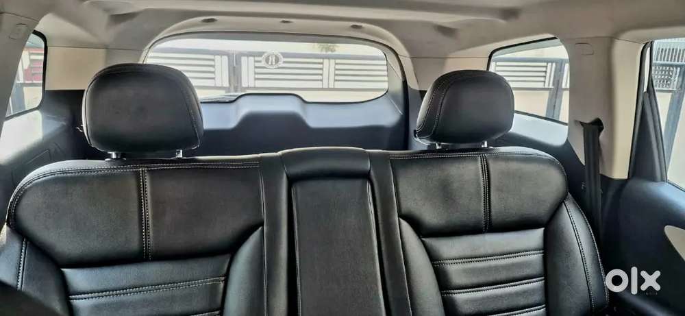 Well Maintained Mahindra Xuv700 2023 Diesel Automatic