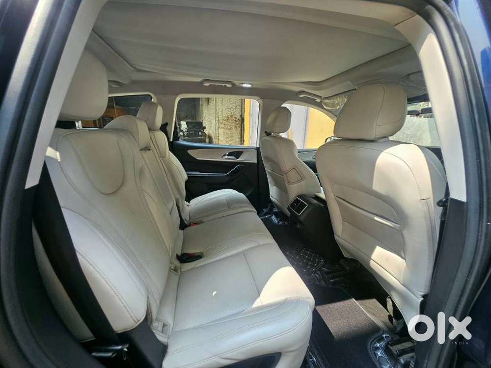 Mahindra Xuv700 2.2 Ax 7 Diesel Mt Str, 2023, Diesel