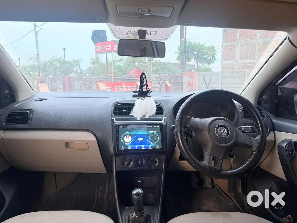 Volkswagen Polo 2012 Petrol 80000 Km Driven