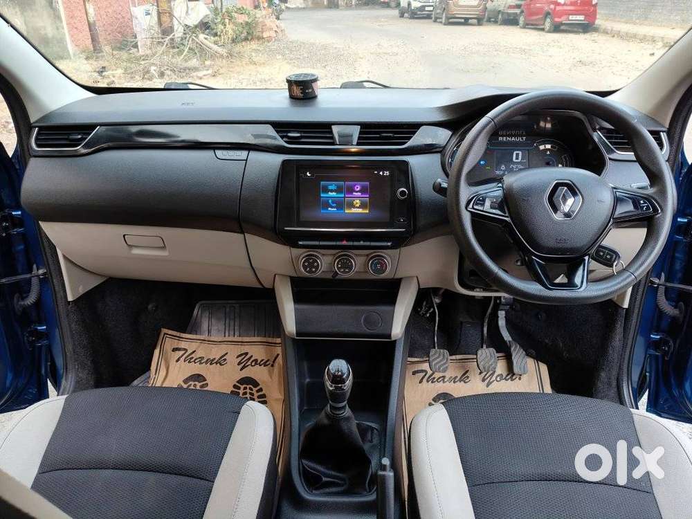 Renault Triber Rxt, 2022, Petrol