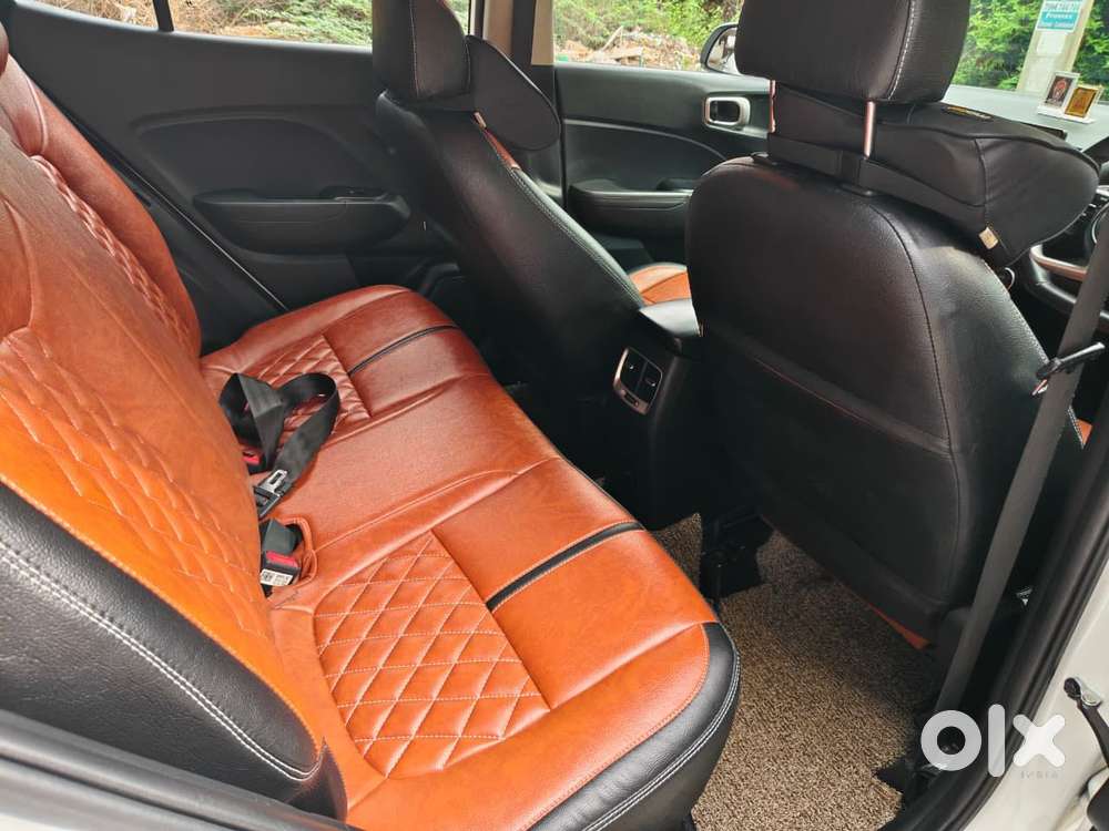 Hyundai Venue 1.0 Sx (o) Turbo Dct, 2021, Petrol