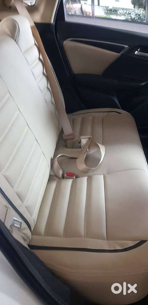 Honda Jazz V Automatic, 2015, Petrol