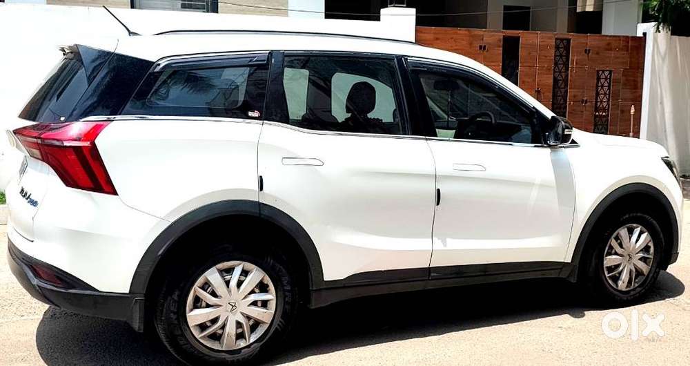 Mahindra Xuv700 2.2 Mx Diesel Mt 5 Str, 2022, Diesel