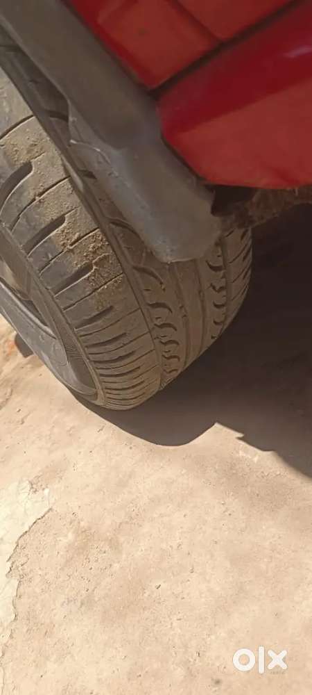 Volkswagen Polo 2012 Petrol 90000 Km Driven Roof Black