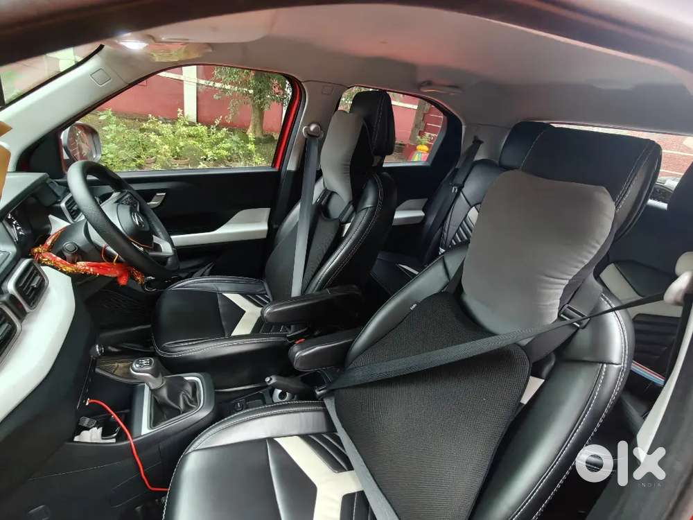 Tata Punch Dual Tone Petrol Manual 2024