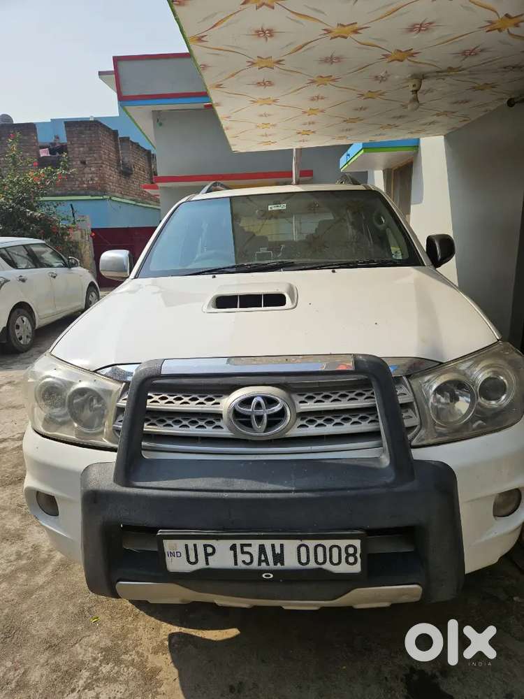 Toyota Fortuner 2011 Diesel 120000 Km Driven