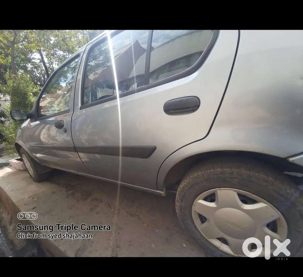 Ford Ikon 2005