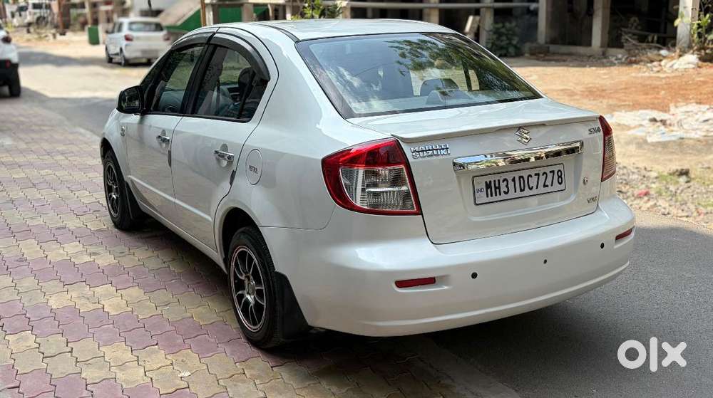 Maruti Suzuki Sx4 Vxi Bsiv, 2010, Petrol