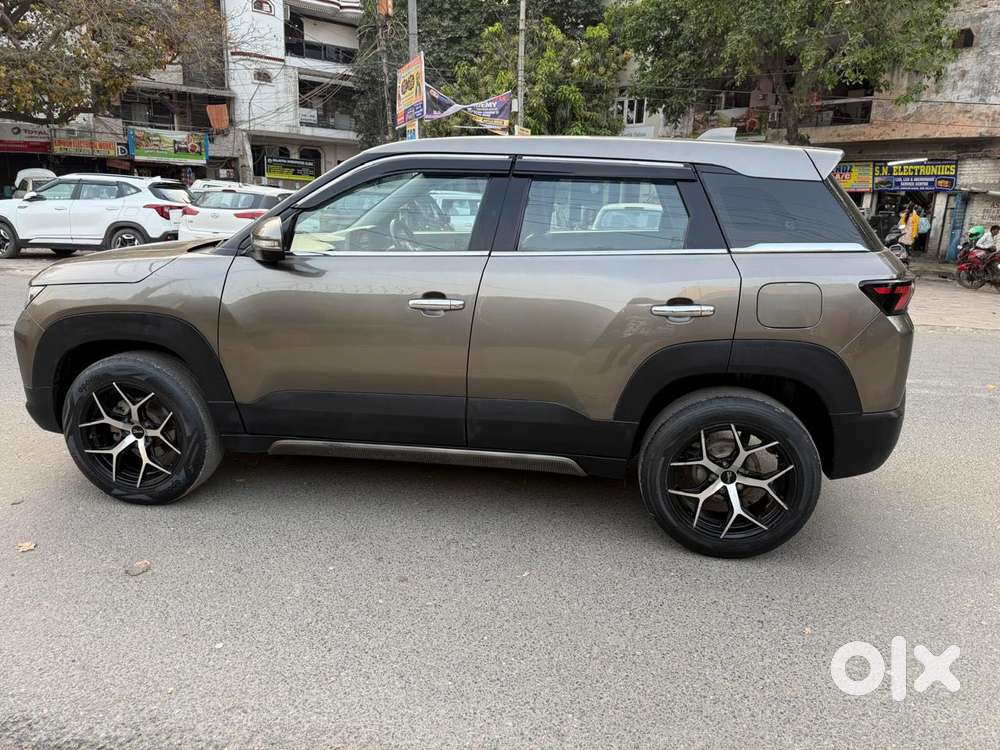 Maruti Suzuki Brezza 1.5 Vxi Smart Hybrid, 2022, Petrol