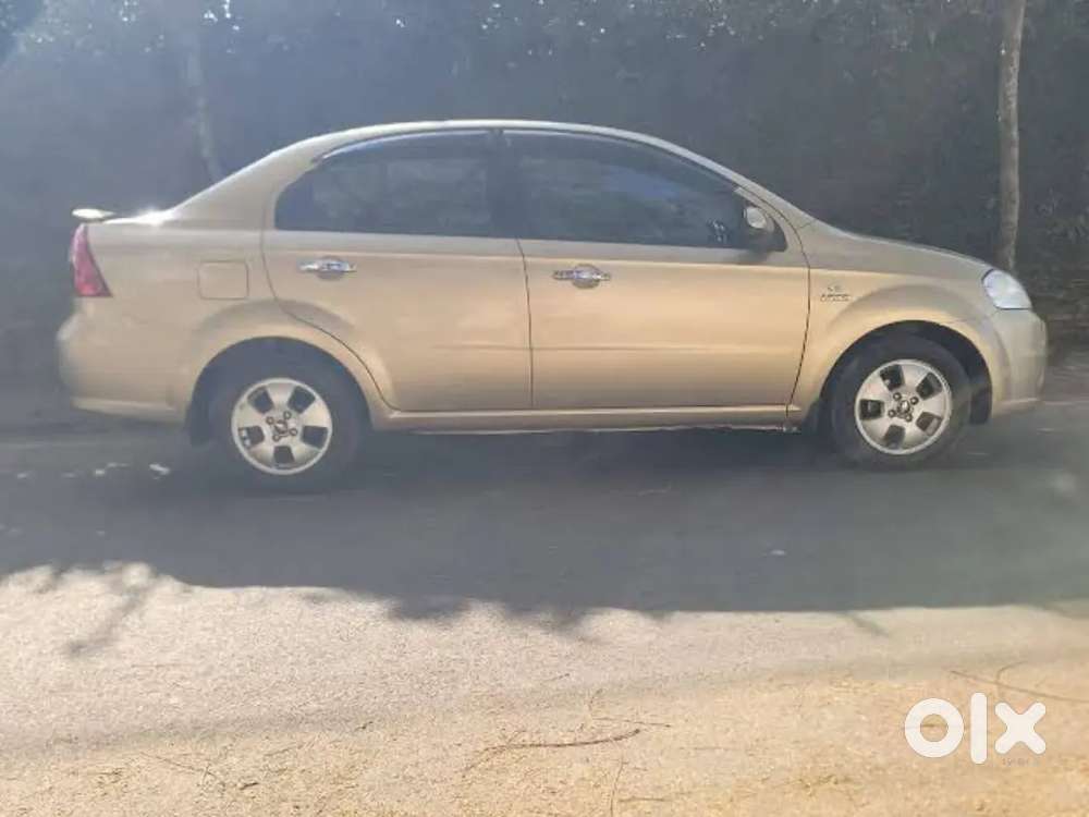 Chevrolet Aveo 2011 Petrol 50000 Km Driven