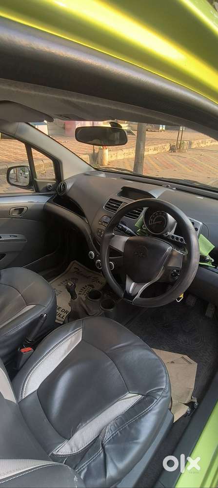 Beat Car 2011 Cng