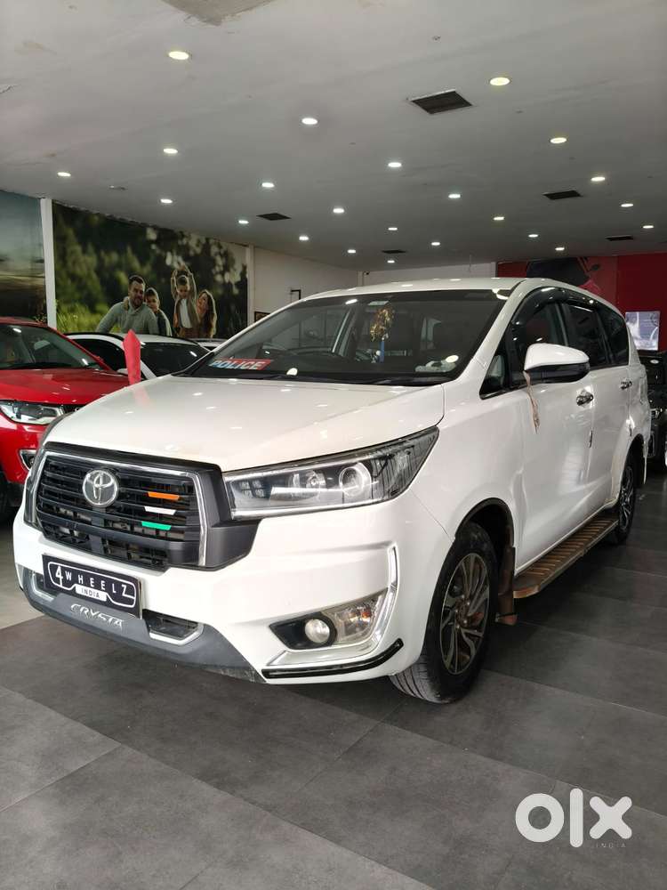 Toyota Innova Crysta 2.4 V, 2023, Diesel