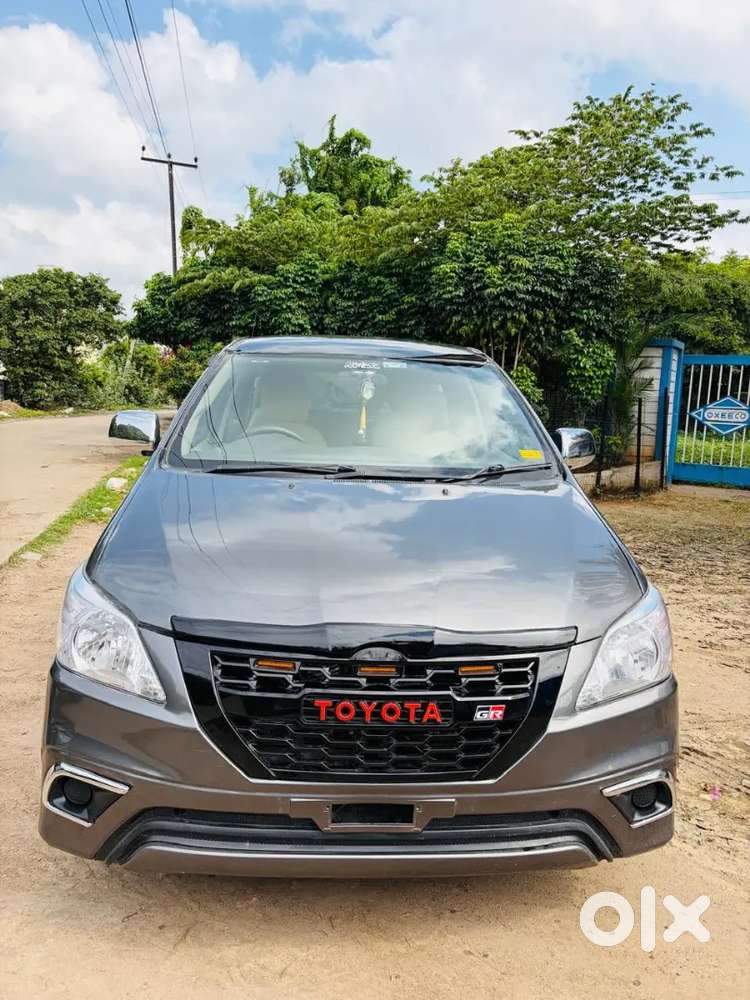 Toyota Innova Diesel 2012