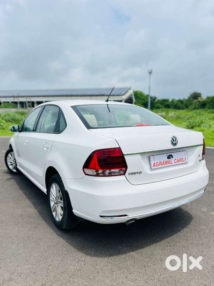 Volkswagen Vento 1.2 Tsi Highline Plus At, 2018, Petrol
