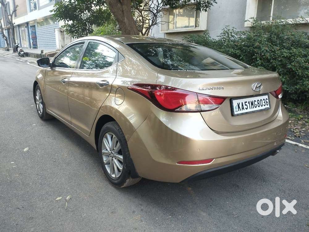 Hyundai Elantra 1.8 Sx Mt, 2015, Petrol