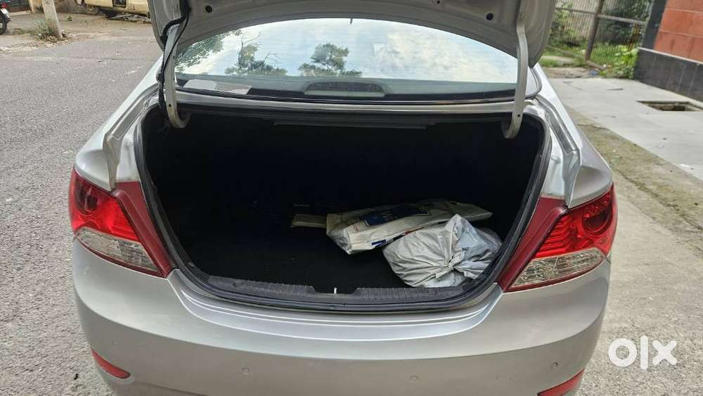 Hyundai Verna Fluidic 1.6 Vtvt Sx Opt, 2012, Petrol