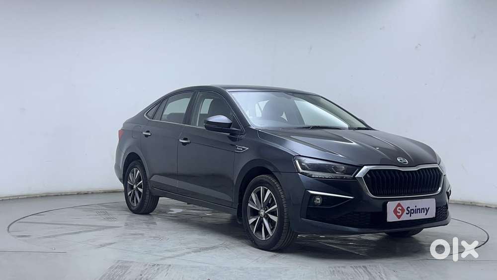 Skoda Slavia Style 1.0l Tsi Mt, 2023, Petrol