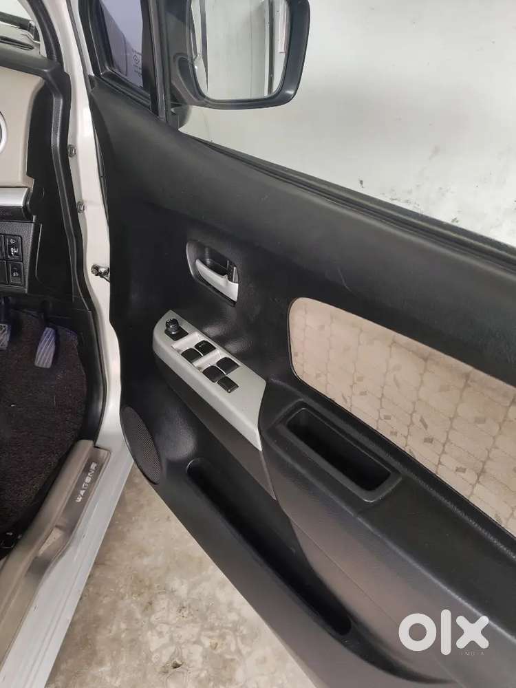 Wagon R 2015