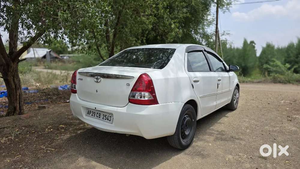 Toyota Etios 2013 Petrol
