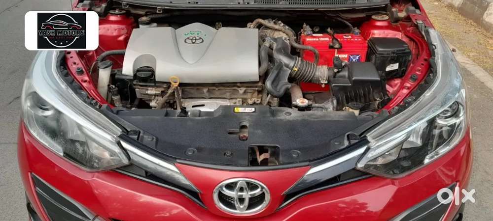 Toyota Yaris V Cvt, 2018, Petrol