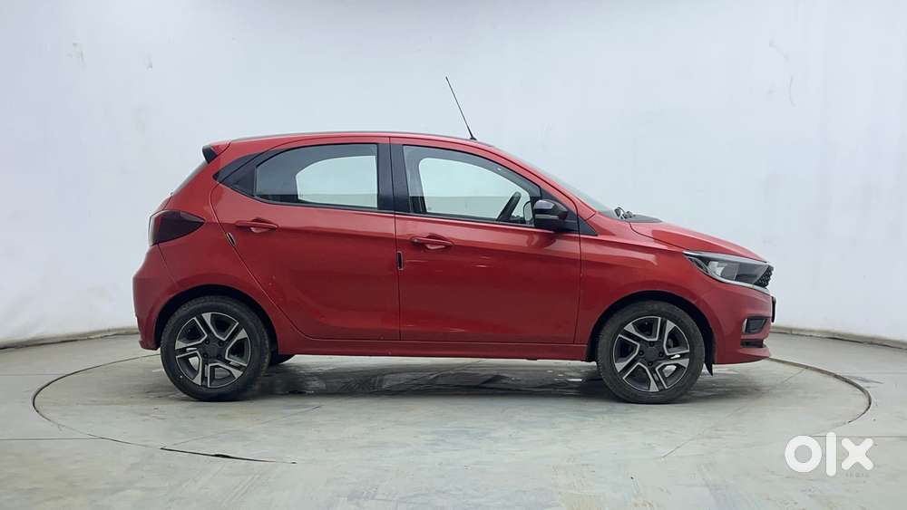 Tata Tiago Xza Plus, 2021, Petrol