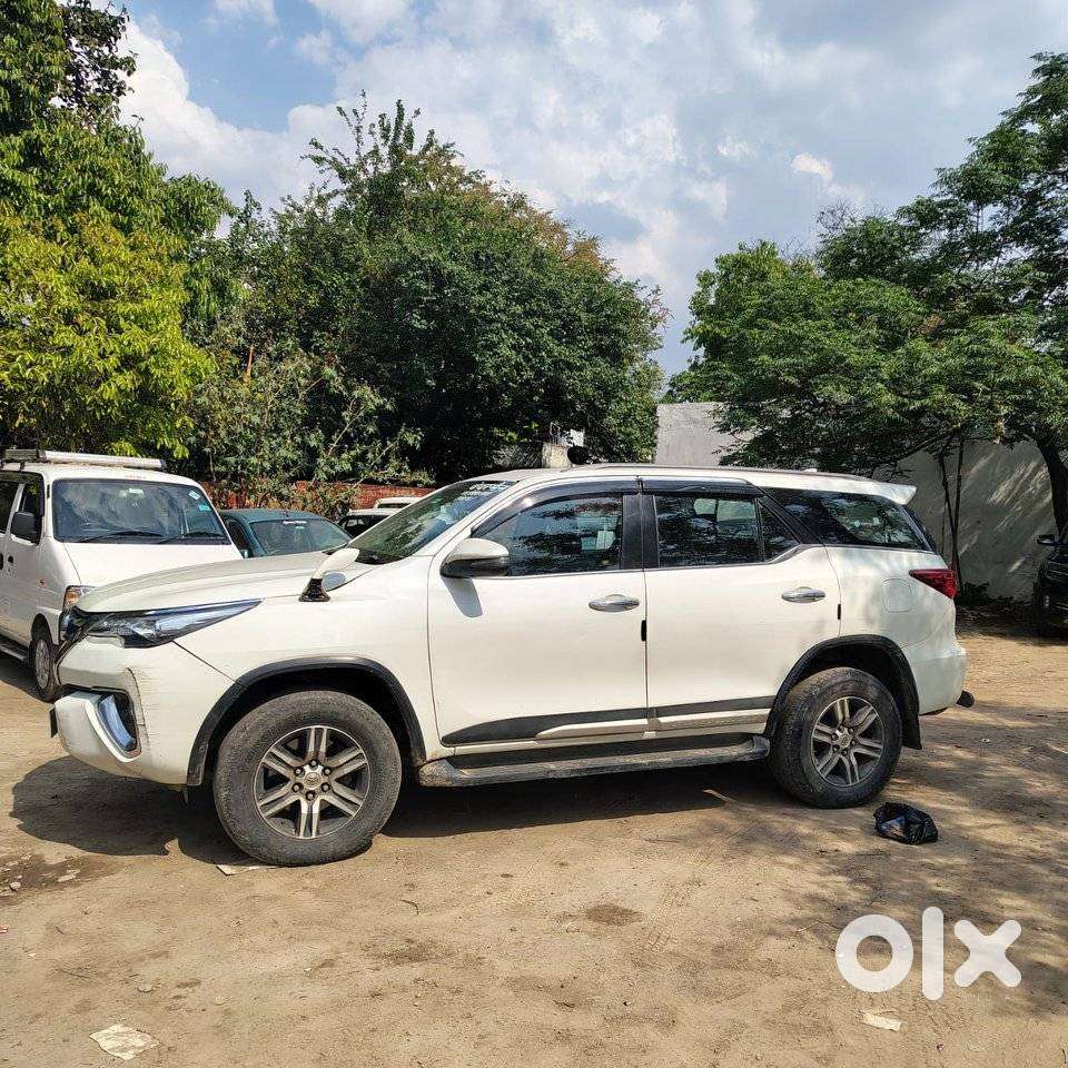 Toyota Fortuner 3.0 4x2 Mt, 2018, Diesel