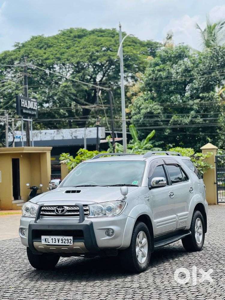 Toyota Fortuner, 2011, Diesel