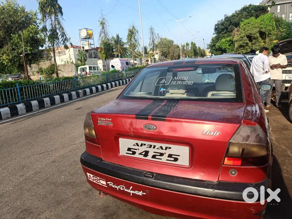 Ford Ikon 1.3l Flair (sports Car Look)