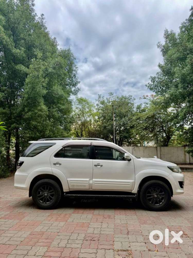 Toyota Fortuner 3.0 4x2 Automatic, 2015, Diesel