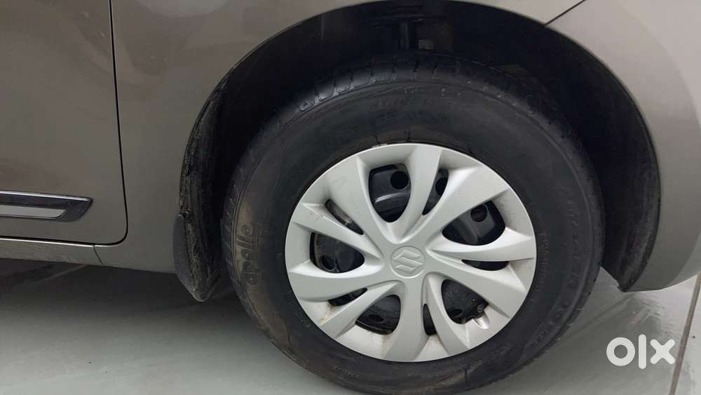 Maruti Suzuki Swift Amt Vvt Vxi, 2022, Petrol